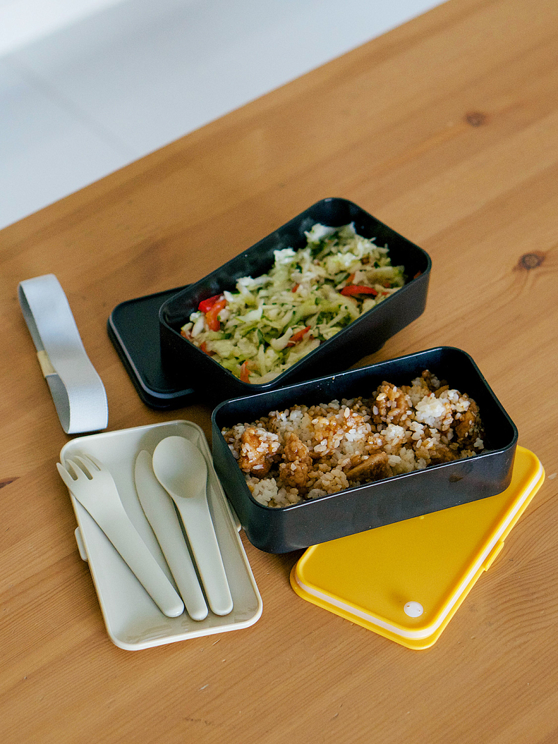 Ланч-бокс 1.2л серии 032 чёрный с двумя контейнерами - 10