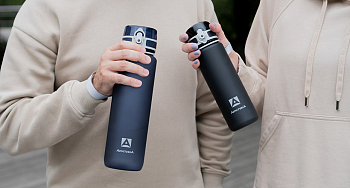 Прочнее пластика, легче стекла