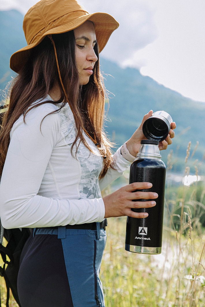 Термос 1.2л серии 106 чёрный с узким горлом и молотковой эмалью - 2