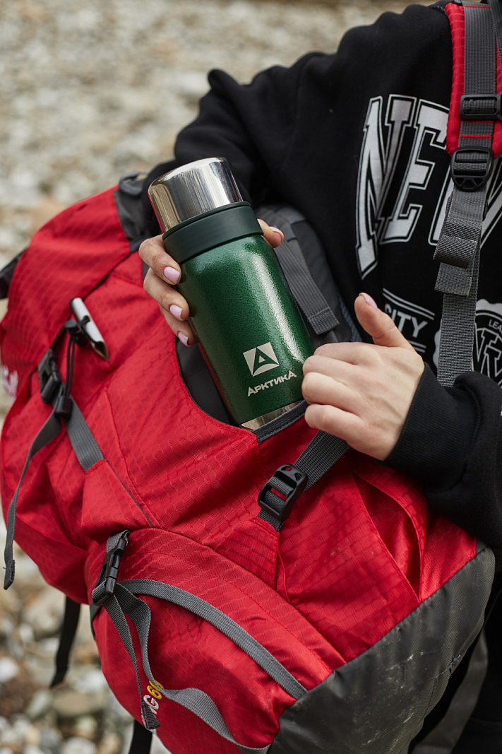 Термос 0.5л серии 106 зелёный с ситечком и молотковой эмалью - 2